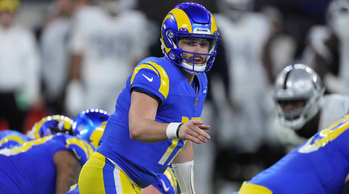 Baker Mayfield at the line of scrimmage during his first game with the Rams.
